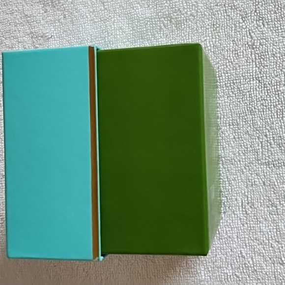 Kate Spade Watch Box - Picture 4 of 10